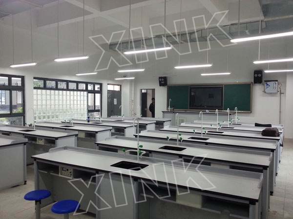 <a href='http://m.bcmwl.com/chanpin/53-1.html' target='1' style='font-size:18px; font-weight:bold; color:#000000;'>科學(xué)實(shí)驗(yàn)室</a>