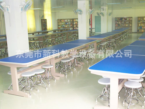 <a href='http://m.bcmwl.com/chanpin/110-1.html' target='1' style='font-size:18px; font-weight:bold; color:#000000;'>圖書閱覽室</a>8