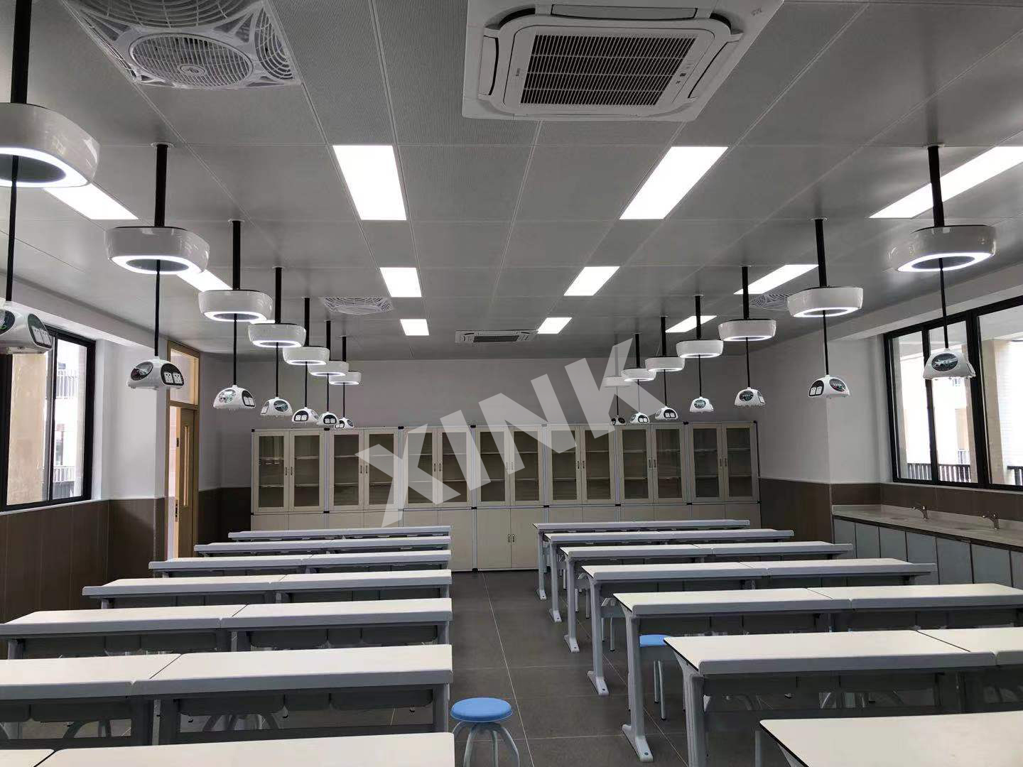 <a href='http://m.bcmwl.com/' target='1' style='font-size:14px; font-weight:bold; color:#0080ff;'>物理實(shí)驗(yàn)室</a>