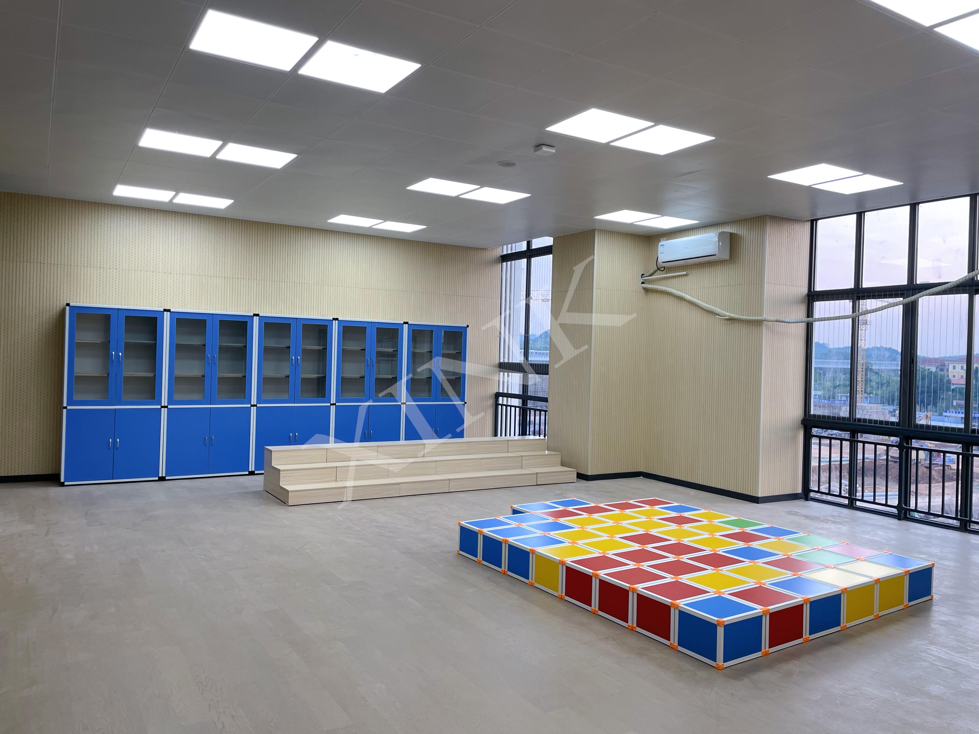 <a href='http://m.bcmwl.com/chanpin/59-1.html' target='1' style='font-size:18px; font-weight:bold; color:#000000;'>舞蹈室</a>