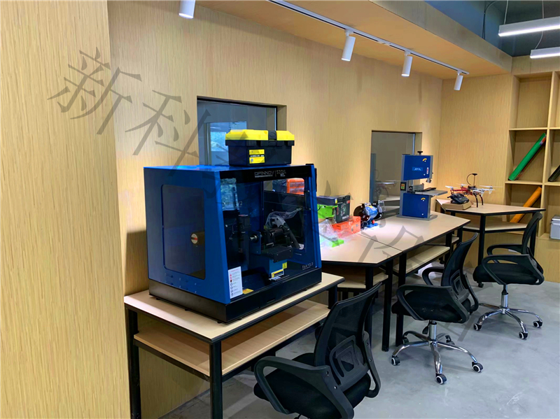 3D<a href='http://m.bcmwl.com' target='1' style='font-size:14px; font-weight:bold; color:#0080ff;'>創客實驗室</a>