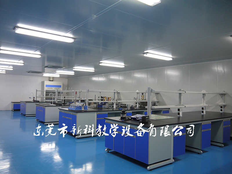 <a href='http://m.bcmwl.com/products/63-1.html' target='1' style='font-size:18px; font-weight:bold; color:#000000;'>中央實驗臺</a>案例